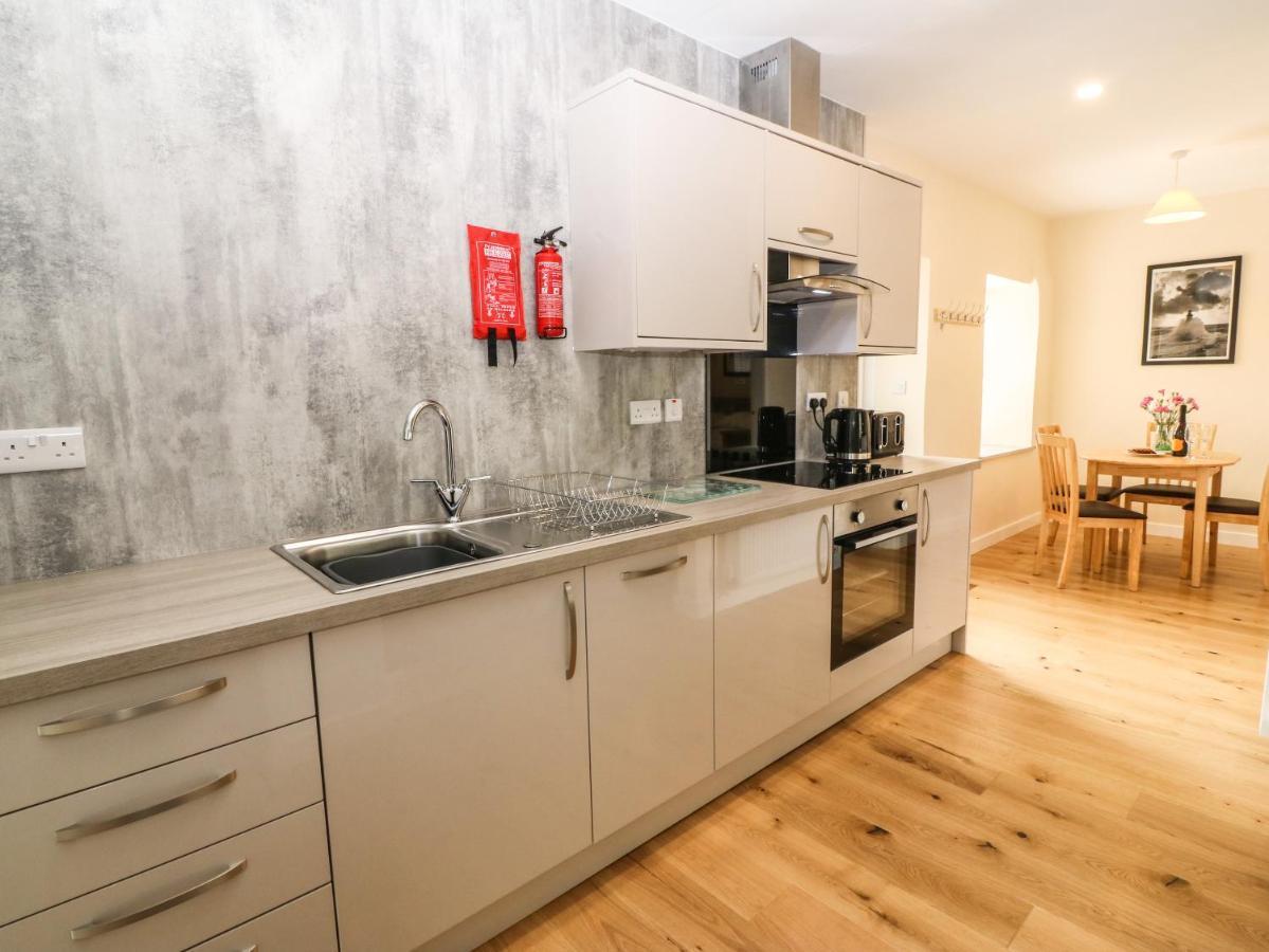 Tyddyn Sianel - Onnen Holiday home *